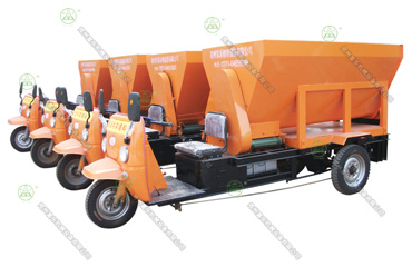 電動TMR牛羊喂料車